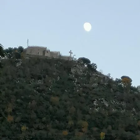 Bed & Breakfast Perla Cavese